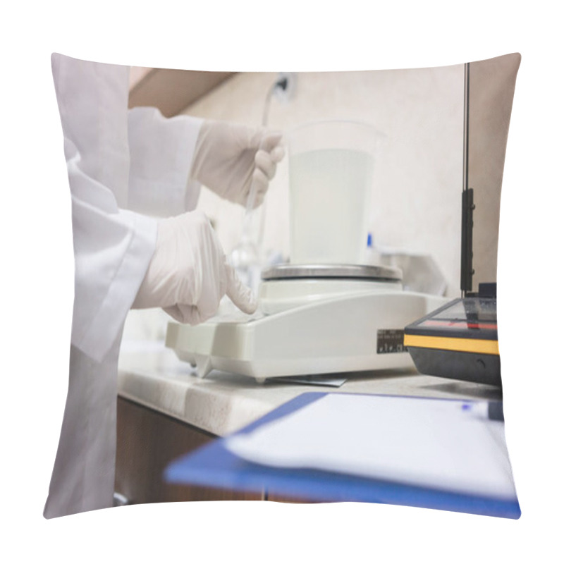 Personality  Close-up Of The Hands Of An Expert Analyzing Sample In The Laboratory Pillow Covers