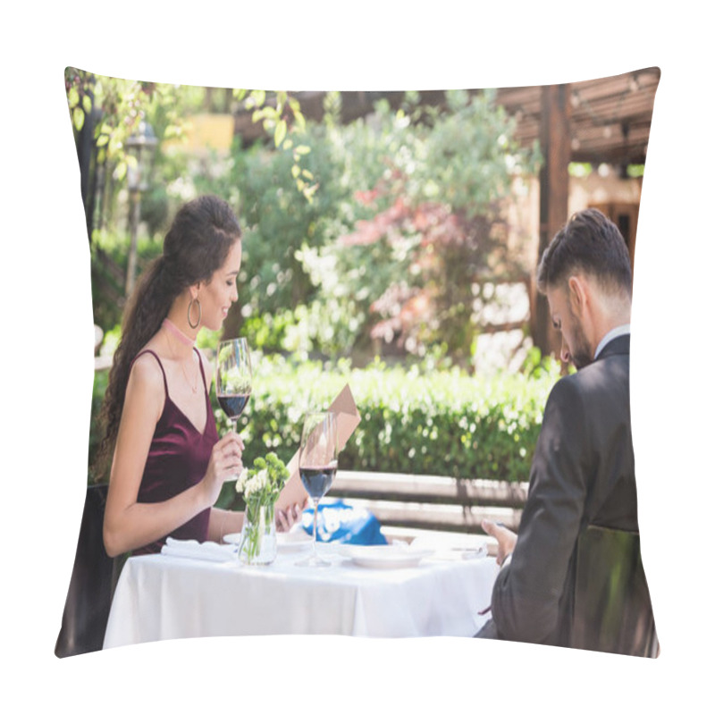 Personality  Couple During Romantic Date In Restaurant Pillow Covers