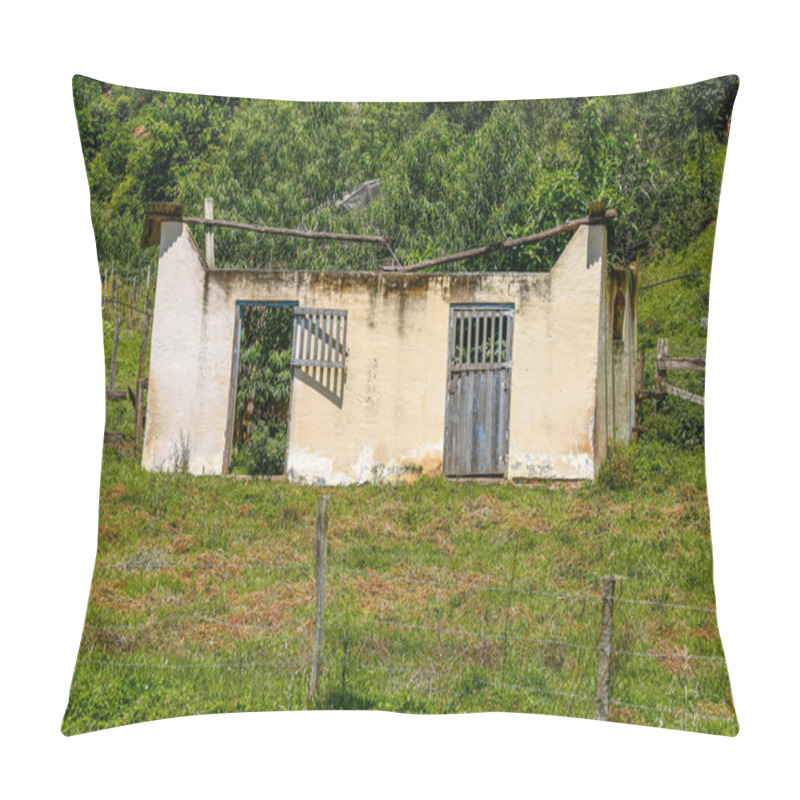 Personality  Abandoned Farmhouse Amidst The Trees And The Pasture. Brazil Countryside Pillow Covers