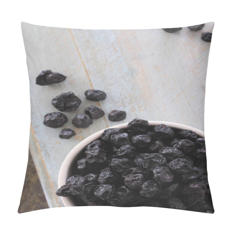 Personality  Preparing Fresh Blueberries On The Table Pillow Covers