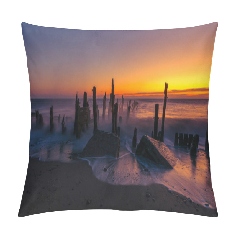 Personality  Old Spurn Point Beach Sea Defences At Sunrise Pillow Covers