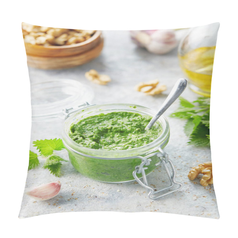 Personality  Vegetarian Nettle, Garlic And Walnut Pesto Pillow Covers