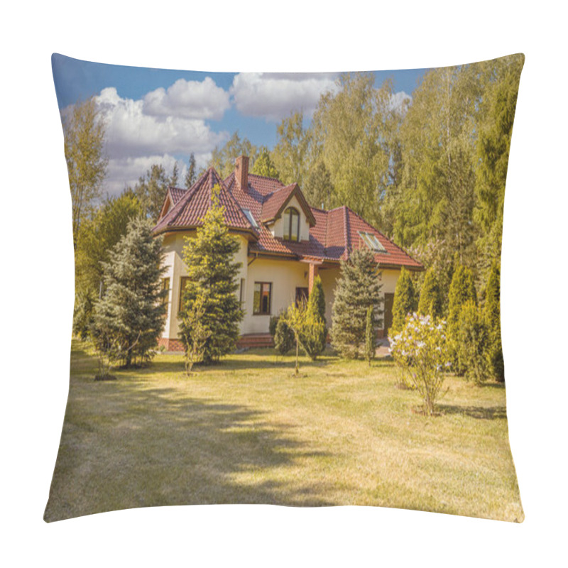 Personality  Single-family House With A Garden And Green Area. Pillow Covers