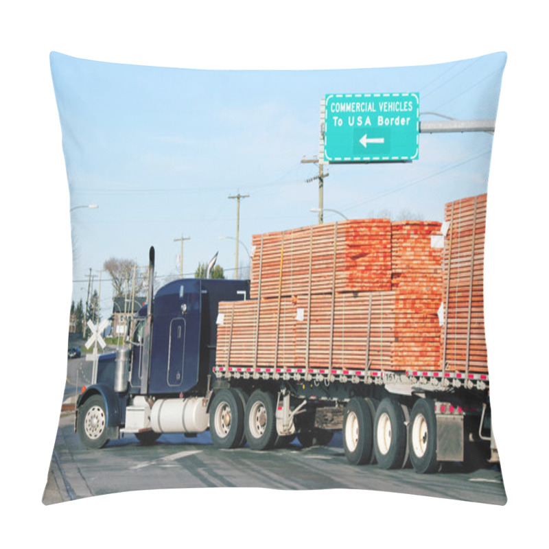 Personality  Canadian Goods And USA Border Crossing Pillow Covers