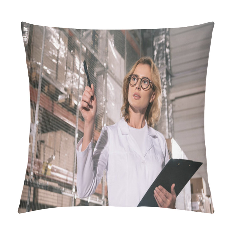 Personality  Attractive Storekeeper Holding Clipboard, Looking Away And Pointing With Pen In Warehouse Pillow Covers