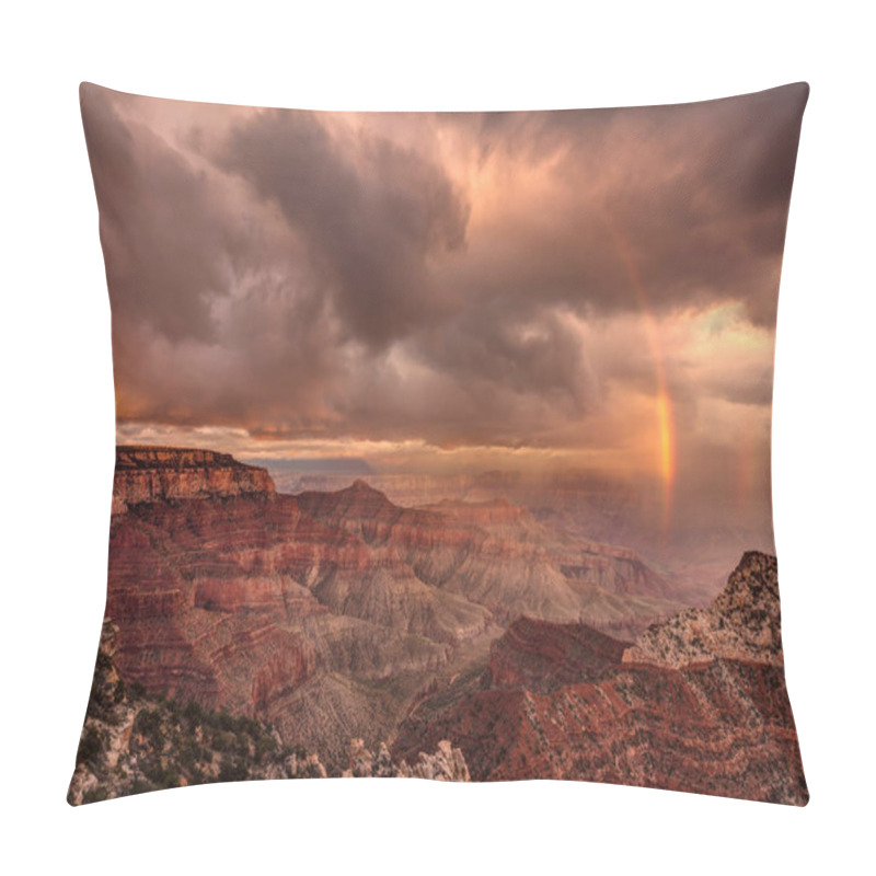 Personality  Dramatic Grandeur Of The Canyon Pillow Covers