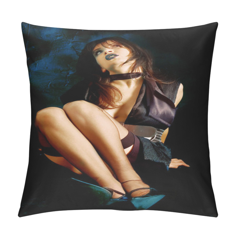 Personality  Model Pillow Covers