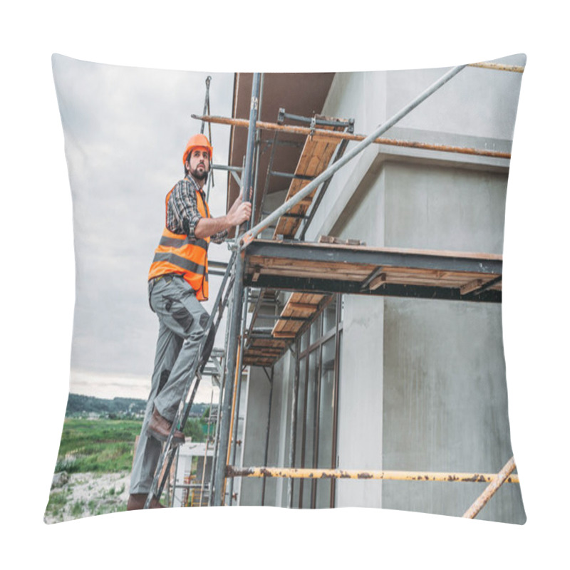 Personality  Builder Climbing On Scaffolding At Construction Site And Looking Away Pillow Covers