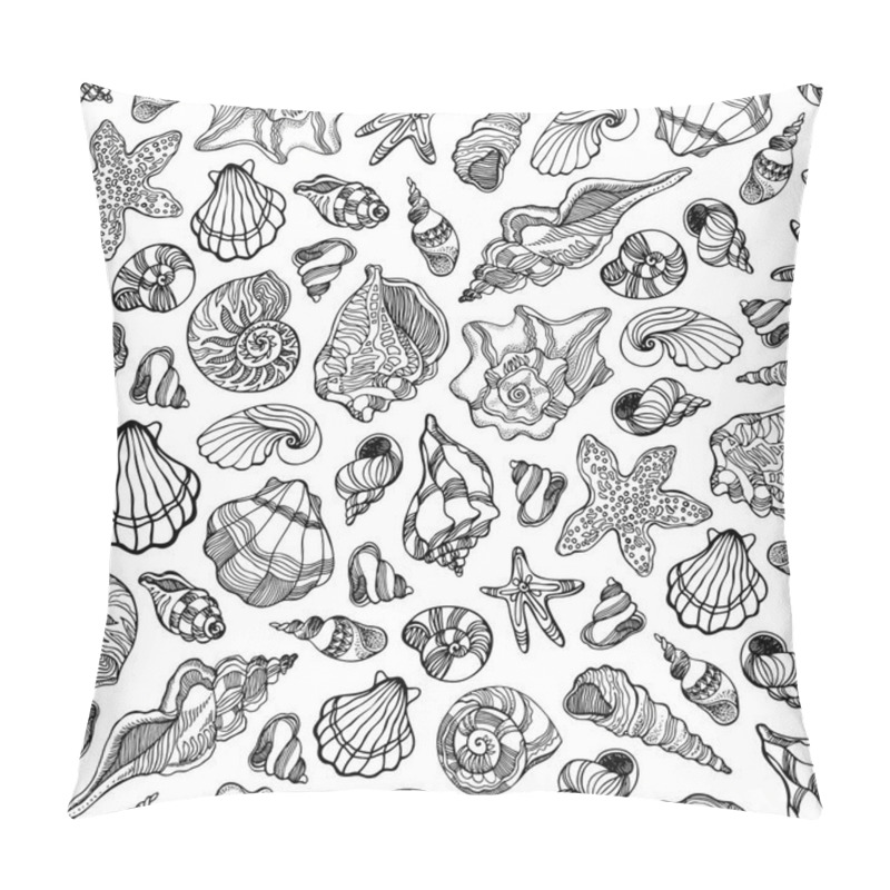 Personality  Seamless Pattern With Hand Drawn Seashells And Starfishes.  Sea Theme. Vector Graphic Illustration. Pillow Covers