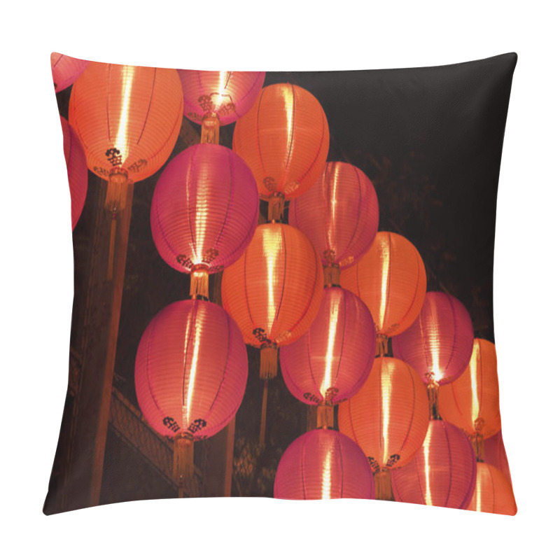 Personality  Red Chinese Lantern For Mid Autumn Festival Pillow Covers