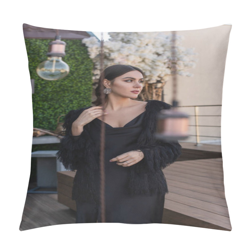 Personality  Young Woman In Black Slip Dress And Faux Fur Jacket Looking Away Outside Pillow Covers