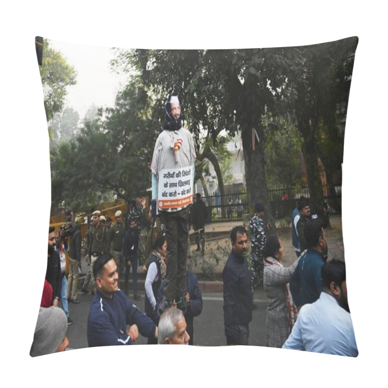 Personality  NEW DELHI, INDIA - DECEMBER 27, 2023: Effigy Of Delhi Chief Minister Arvind Kejriwal During Protest By Delhi BJP Workers Against Fake Medicines Scam By Delhi Govt At AAP Party Office At DDU Marg Pillow Covers