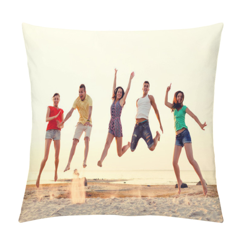 Personality  Smiling Friends Dancing And Jumping On Beach Pillow Covers