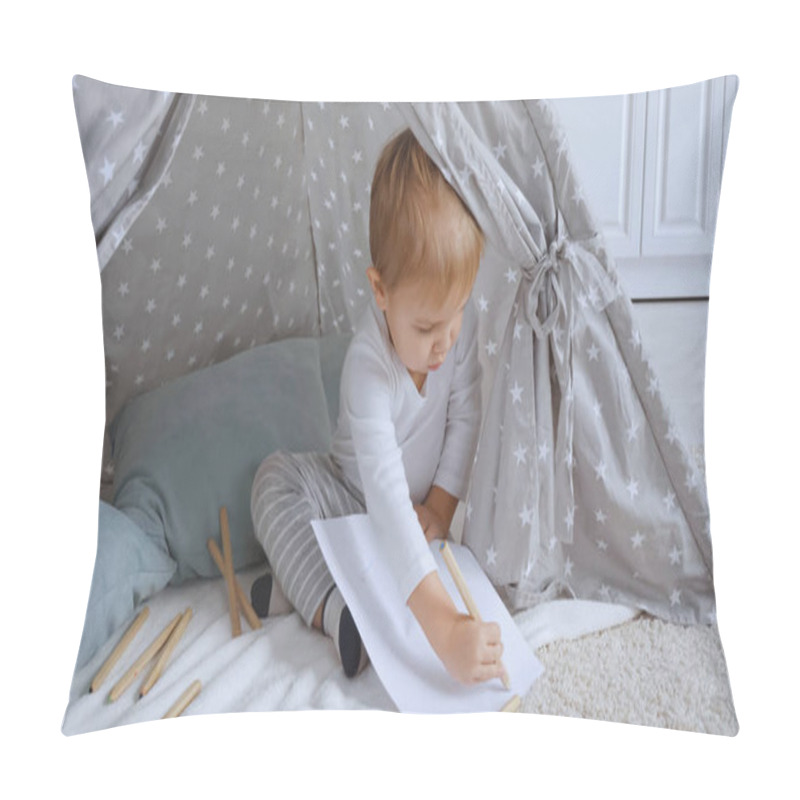 Personality  Concentrated Toddler Boy Sitting On Carpet In Baby Wigwam And Drawing With Color Pencil On Paper  Pillow Covers