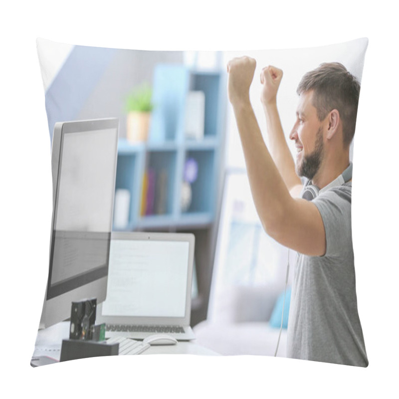 Personality  Handsome Young Programmer   Pillow Covers