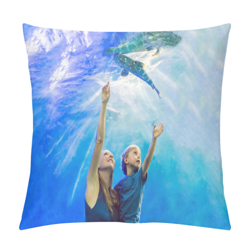 Personality  Mother And Son Looking At Fish In A Tunnel Aquarium. Pillow Covers