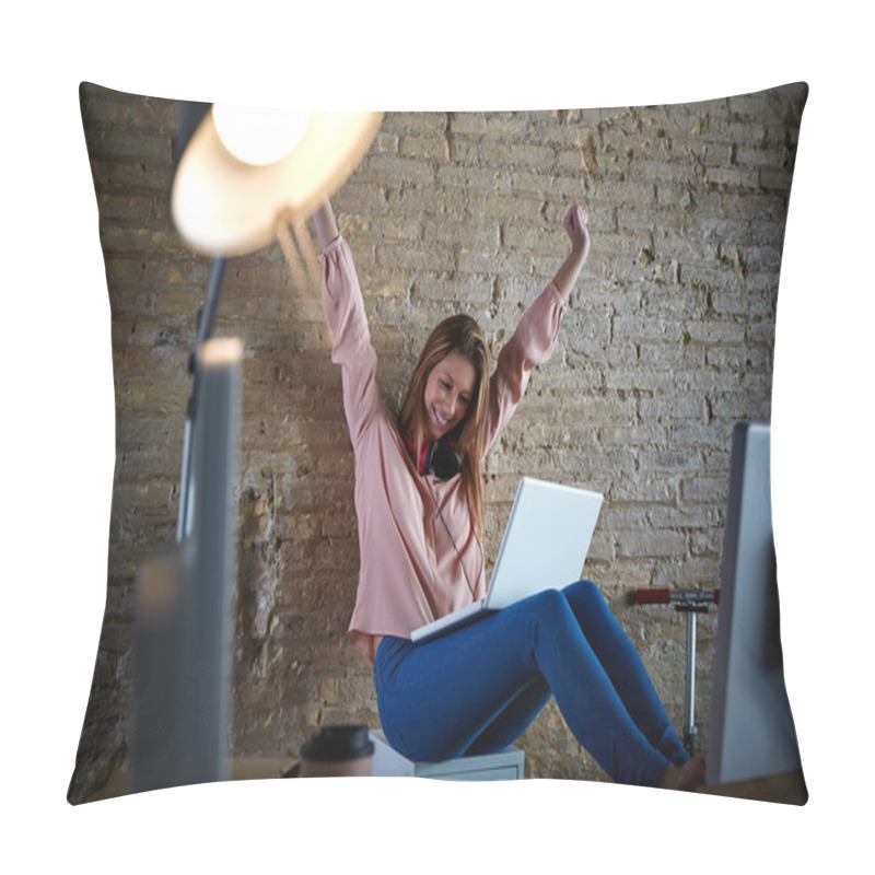 Personality  Excited Happy Woman At Office Open Arms Pillow Covers