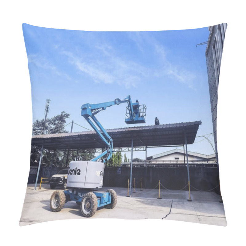 Personality  Jakarta, Indonesia, May 24th 2022. Manlift Equipment Tool Supporting The Worker Fixing The Roof.  Pillow Covers