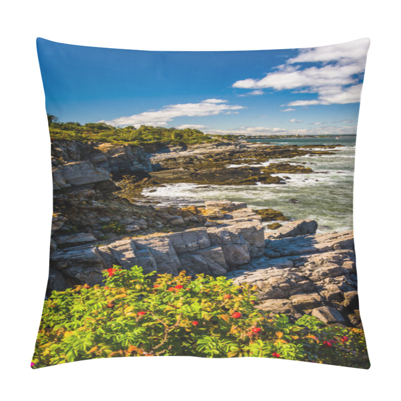 Personality  Rocky Coast Seen At Fort Williams Park, In Cape Elizabeth, Maine Pillow Covers