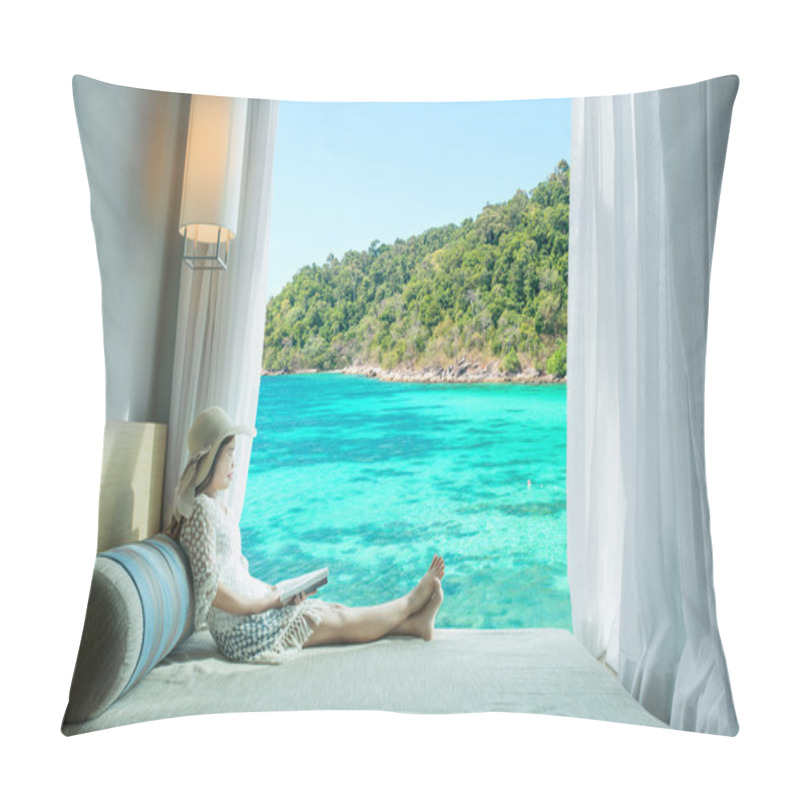 Personality  Summer, Travel, Vacation And Holiday Concept - Asian Woman Looki Pillow Covers