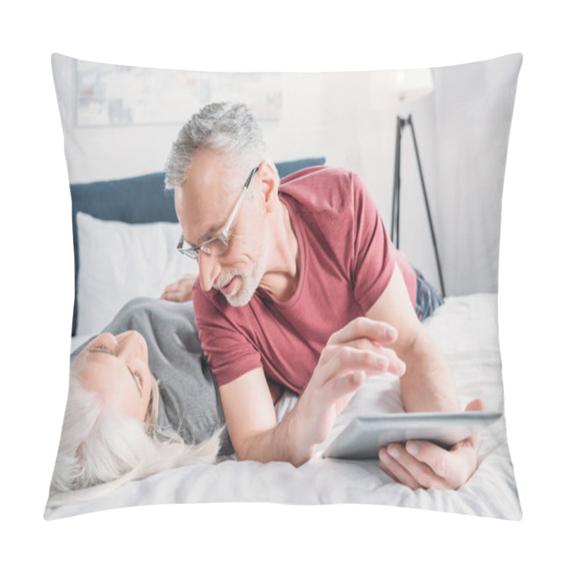 Personality  Couple With Tablet At Home Pillow Covers