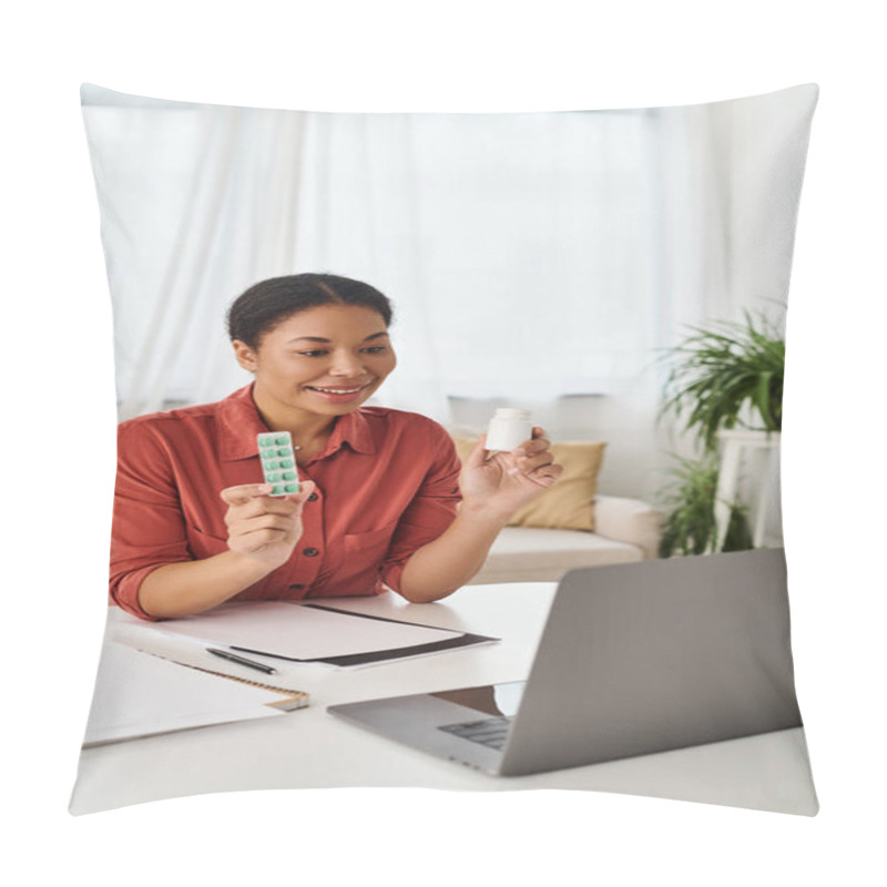 Personality  Happy Nutritionist Showing Medication During An Online Consultation On Laptop From Her Kitchen Pillow Covers