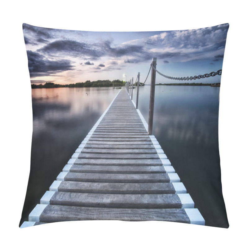 Personality  Pontoon Jetty Across The Water Pillow Covers