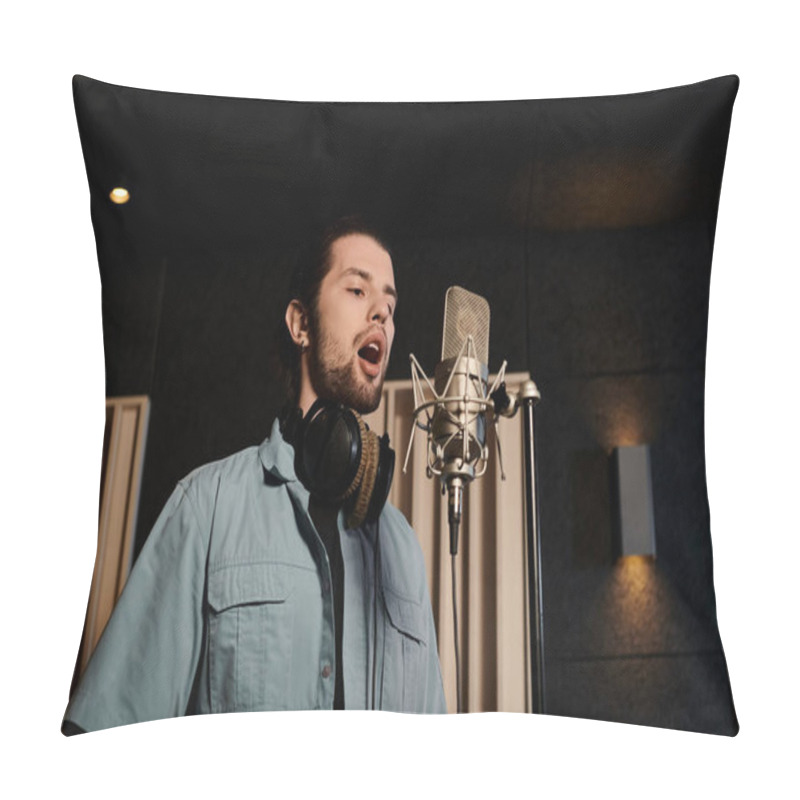 Personality  A Man Passionately Sings Into A Microphone In A Recording Studio During A Music Band Rehearsal. Pillow Covers