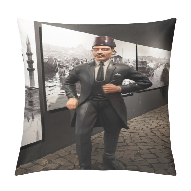 Personality  Manzikert, Turkey, July, 30, 2024, Journey Through Turkish History: From Central Asia To Modern Times, Exploring Symbols, Artifacts, And Key Moments At Mu Malazgirt Turkish History Museum. Pillow Covers