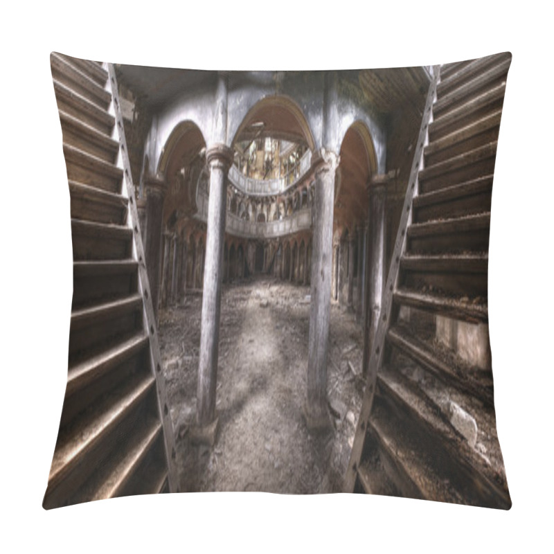 Personality  Old Theater Panorama Hdr Pillow Covers