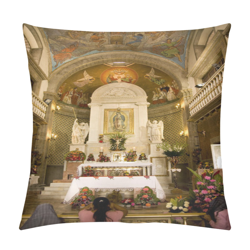 Personality  Praying To The Guadalupe, Guadalupe Shrine, Mexico City Pillow Covers