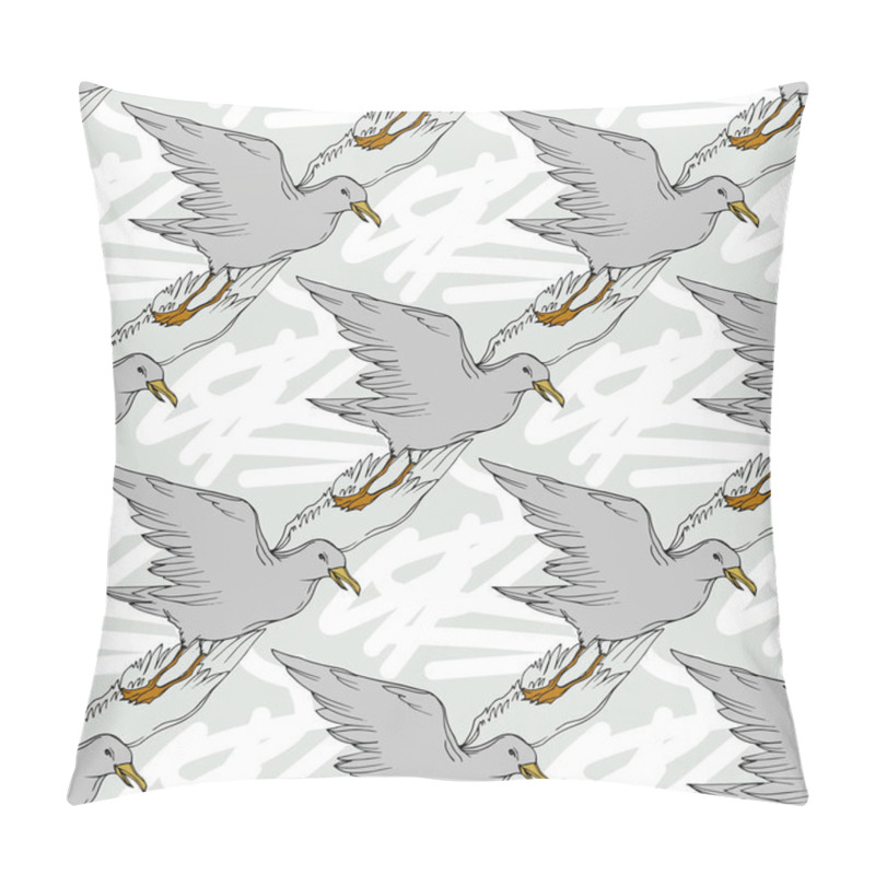 Personality  Vector Sky Bird Seagull In A Wildlife Isolated. Black And White Engraved Ink Art. Seamless Background Pattern. Pillow Covers