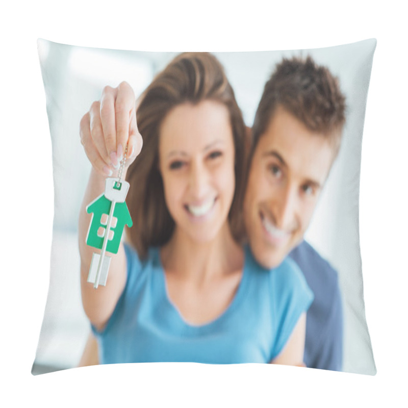 Personality  Couple Buying Their New House Pillow Covers