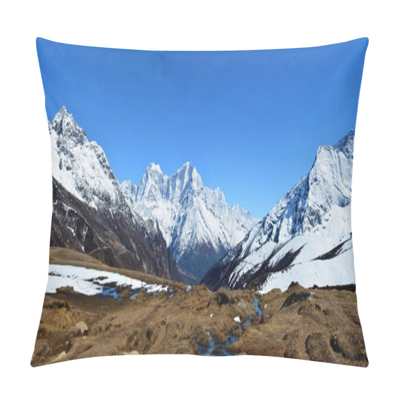 Personality  View Of The Magnificent Himalayan Mountains On The Background Of Pillow Covers