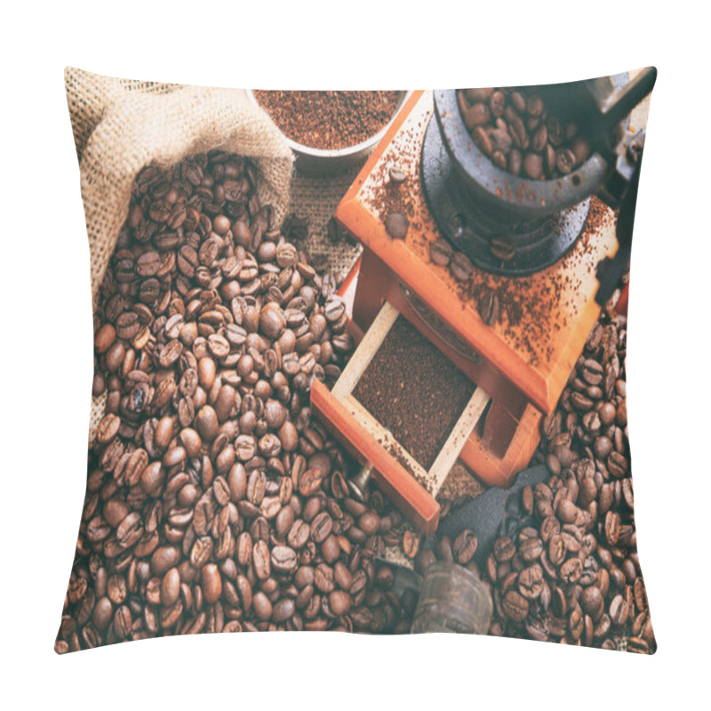 Personality  Coffee Beans And A Coffee Grinder Pillow Covers