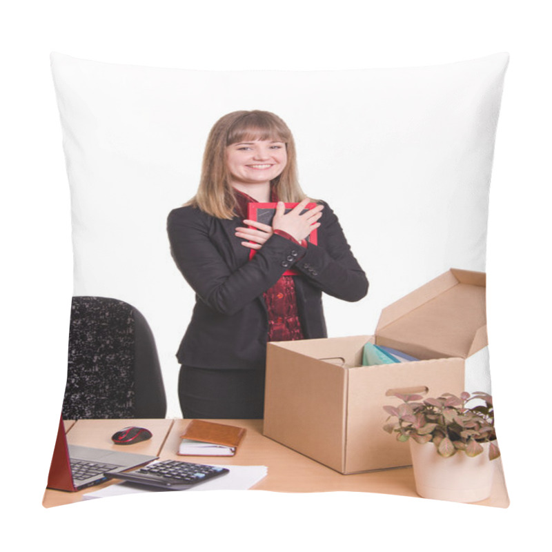 Personality  Girl Puts A Photo Frame On Desktop In Office Pillow Covers