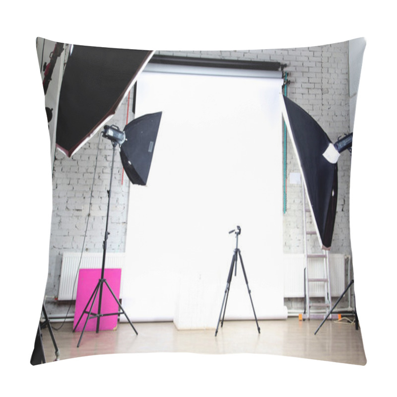 Personality  Interior Of A Modern Photo Studio Pillow Covers