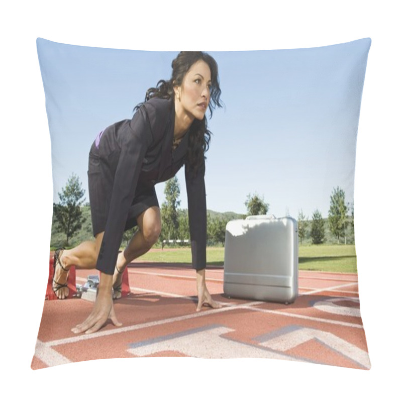 Personality  Businesswoman At The Starting Blocks With Briefcase Pillow Covers