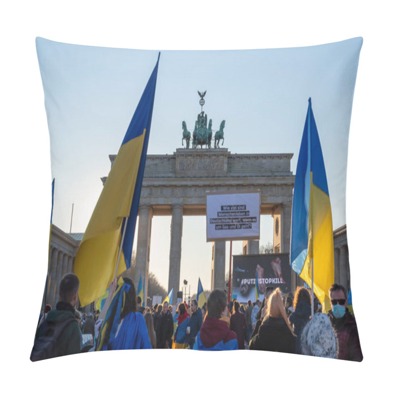 Personality  Berlin, Germany - 13.03.2022: Anti-war Protest Near Brandenburg Gate Against Russian Invasion Of Ukraine. Pillow Covers