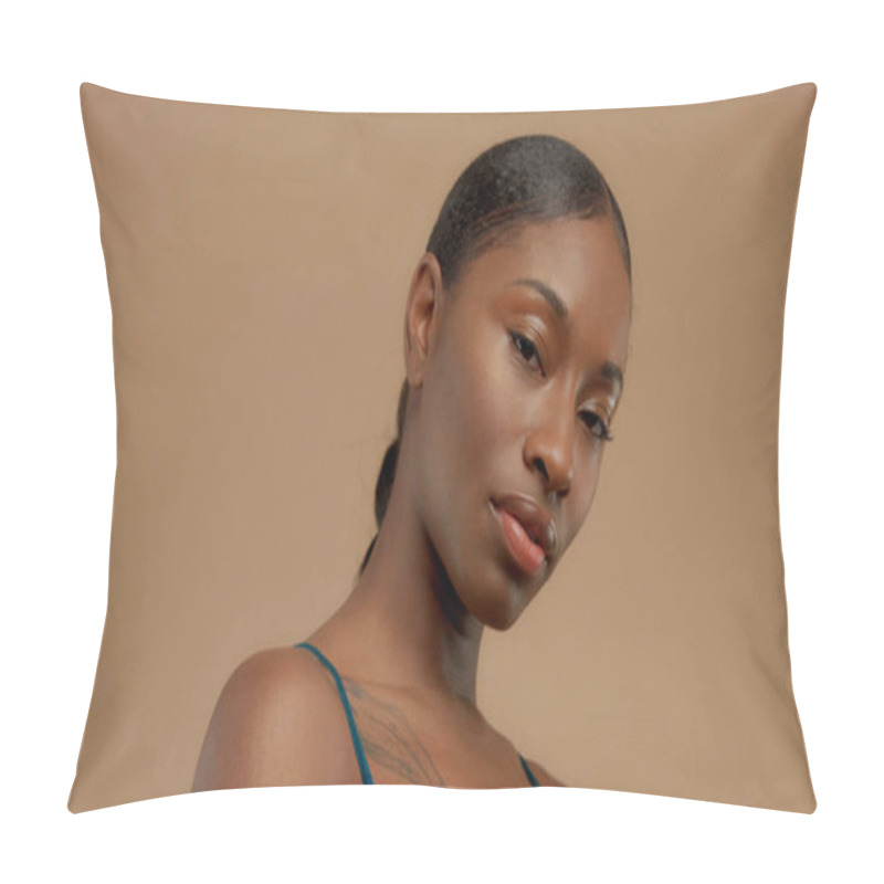 Personality  Sensual Portrait Of Black Woman On Beige Background Pillow Covers