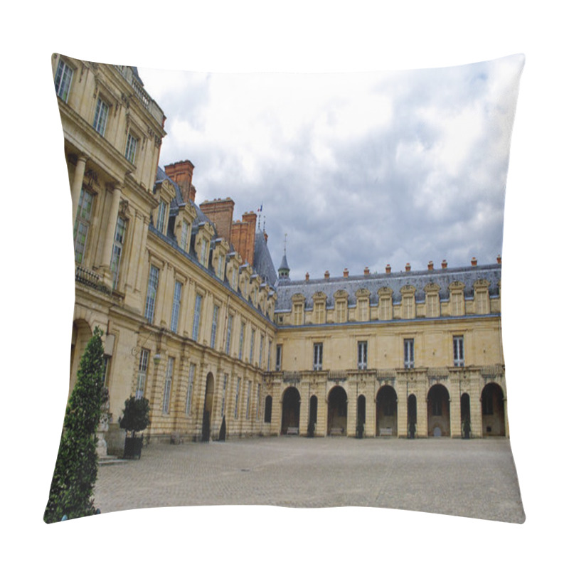 Personality  Interior Yard The Castle Fontainebleau, One Of The Largest French Royal Castles Pillow Covers