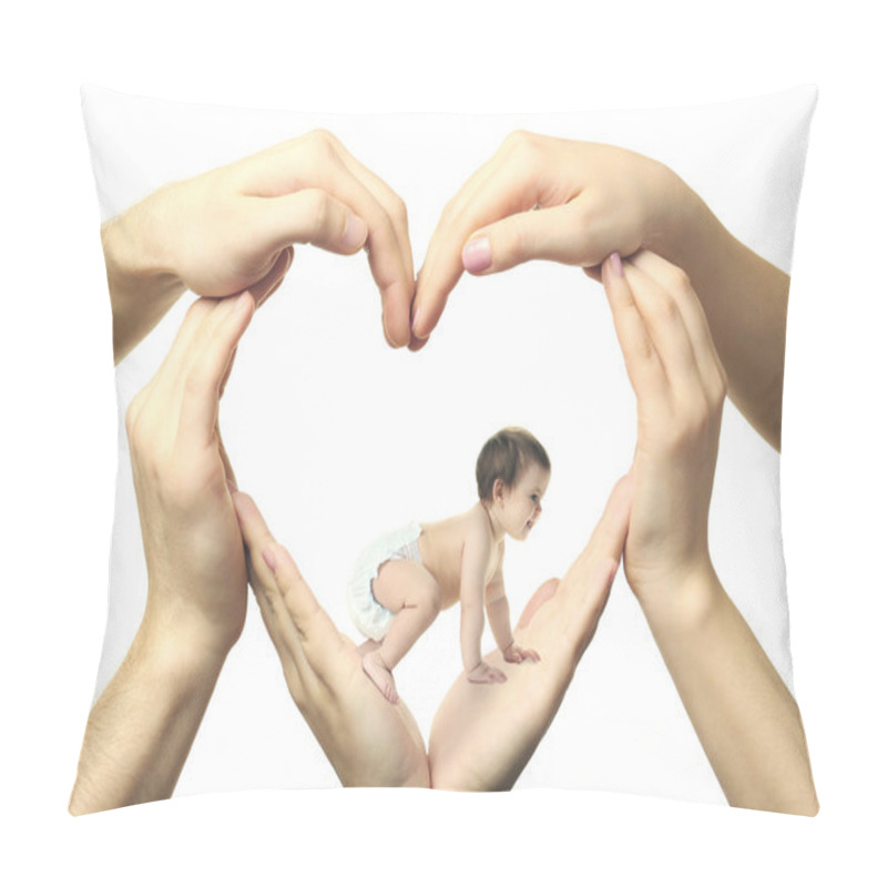 Personality  Baby Girl Crawling In Heart-shaped Hands Pillow Covers