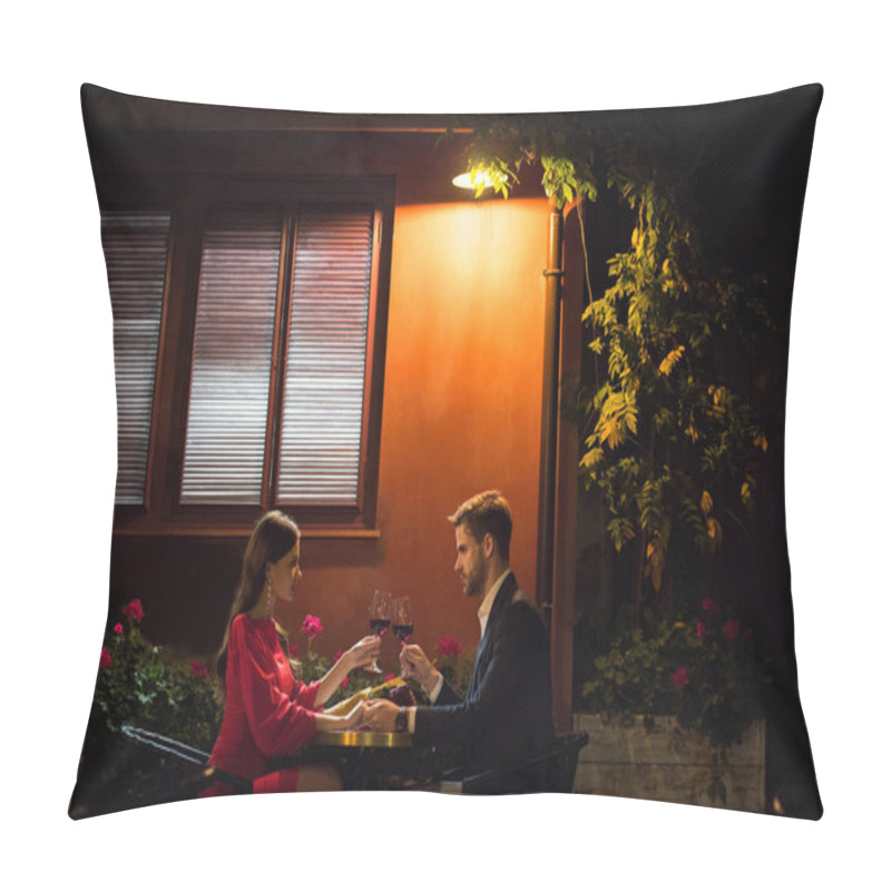 Personality  Side View Of Elegant Couple Clinking Glasses Of Red Wine While Sitting In Restaurant Pillow Covers