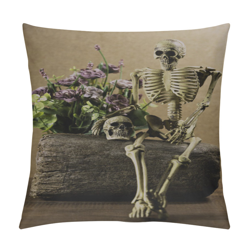 Personality  Still Life With Skull, Love Story Set Pillow Covers