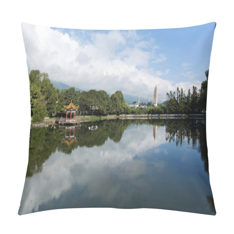 Personality  Dali White Pagodas Pillow Covers