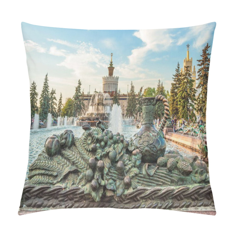 Personality  Stone Fountain Sculpture Pillow Covers