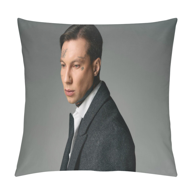 Personality  A Young And Attractive Man Exudes Charisma With Tattoos In A Modern, Artistic Backdrop. Pillow Covers