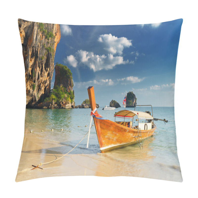 Personality  Thailand Pillow Covers