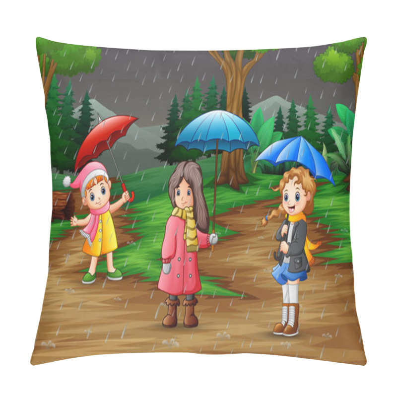 Personality  Cartoon Three Girl Carrying Umbrella Under The Rain In The Forest Pillow Covers