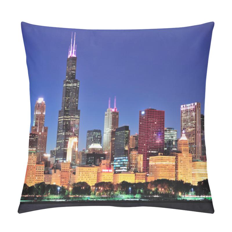 Personality  Chicago Skyline At Dusk Pillow Covers